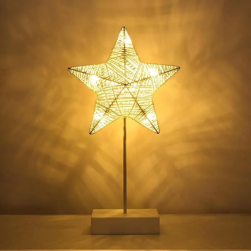 Visita la tienda de Lewondr Lewondr Lámpara Decorativa de Mesa, Luz Navidad Nocturna 3D Tejida de Hierro, Luces Led Habitación con Pilas, Adorno Navideño Iluminado, Decoración Ramadan Casa Escritorio Dormitorio Exterior, Estrella — Cena a la luz de velas