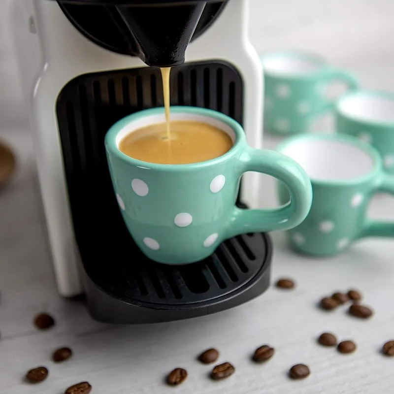 Visita la tienda de City to Cottage City to Cottage® Cerámica en Azul Cerceta y Blanco, Diseño de Lunares, Hecha y Pintada a Mano, Cerámica Esmaltada 2oz, 60ml, Set de 4 Tazas de Café Espresso, Regalo — Adviento y mesa