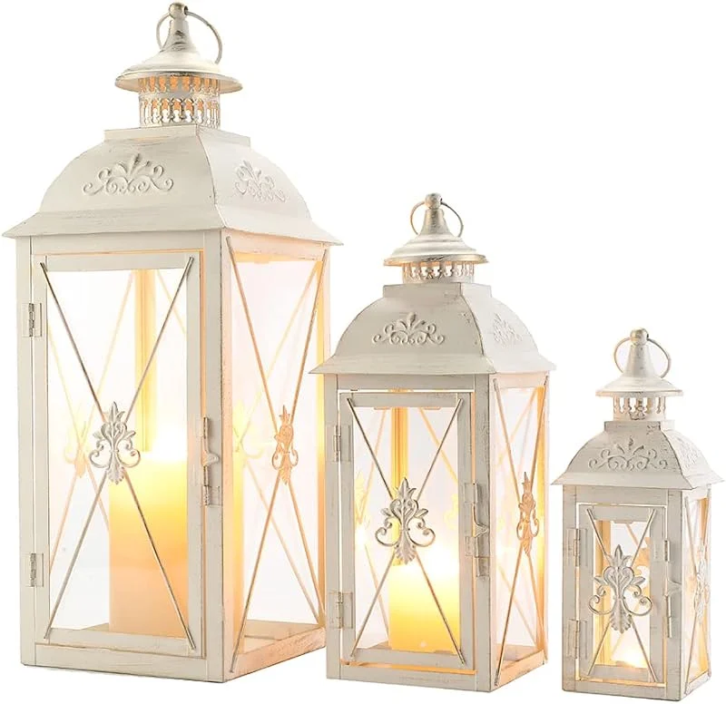 TRIROCKS Set de 3 Faroles Decorativos 49, 34, 24cm Alto, Soportes de Vela Colgantes de Metal con Vidrio Templado para Sala, Jardín, Patio y Eventos (Blanco) — Cena a la luz de velas