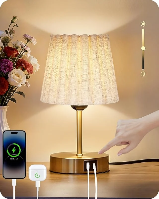 Visita la tienda de GOEBLESON Lámpara de Mesa Táctil Ajustable, con Puertos de Carga USB A y Type C, Luz LED Ajustable, Regulación Continua del 10% al 100%, Base E27, para Mesita de Noche, Dormitorio, Dorado y Beige — Cena a la luz de velas