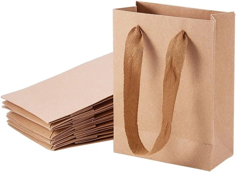 Visita la tienda de NBEADS NBEADS 10 Bolsas de Regalo con Asa, Bolsa de Papel Kraft Bolsas de Papel Regalo Navidad para Regalo de Boda, Fiesta de Cumpleaños, Navidad, 16x12x5.7cm — Envoltorio regalo