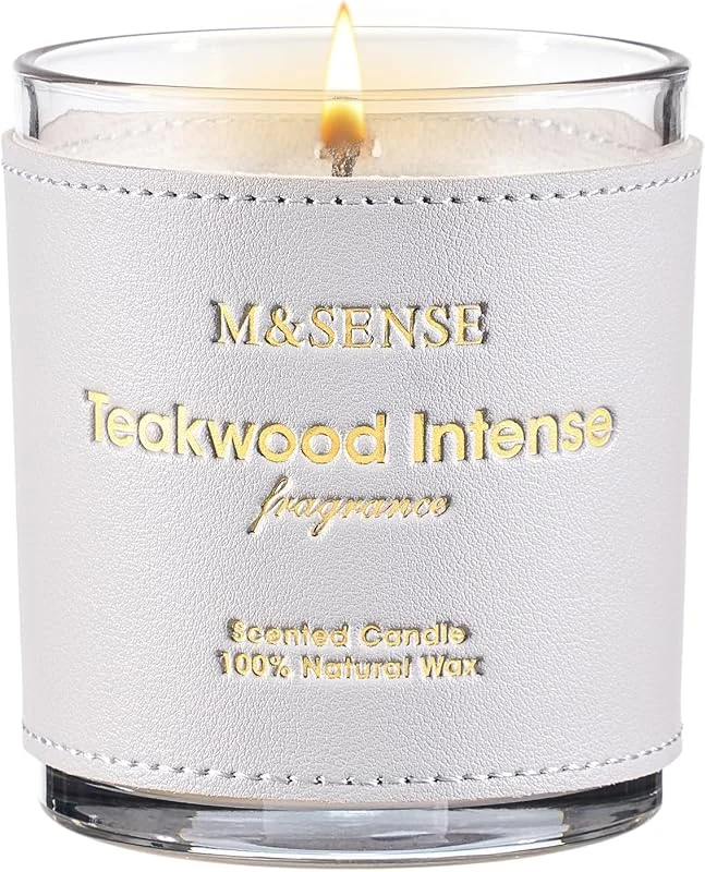 M&SENSE Velas Aromáticas Teakwood Intense 283g, Diseño con Funda de Cuero, Cera de Soja Natural 50h, Regalo para Hombre de Lujo, Decoración Oficina y Salón — Cena a la luz de velas