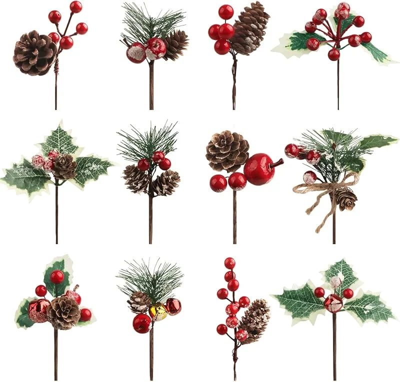 Larber 12 Piezas Bayas de Navidad, Ramas de Pino Artificiales Adornos Navideños Arbol con Bayas Rojas Conos de Pino y Bayas de Acebo para Artesanía de Envoltura de Regalos Decoración de Coronas de árboles — Hogar y cocina
