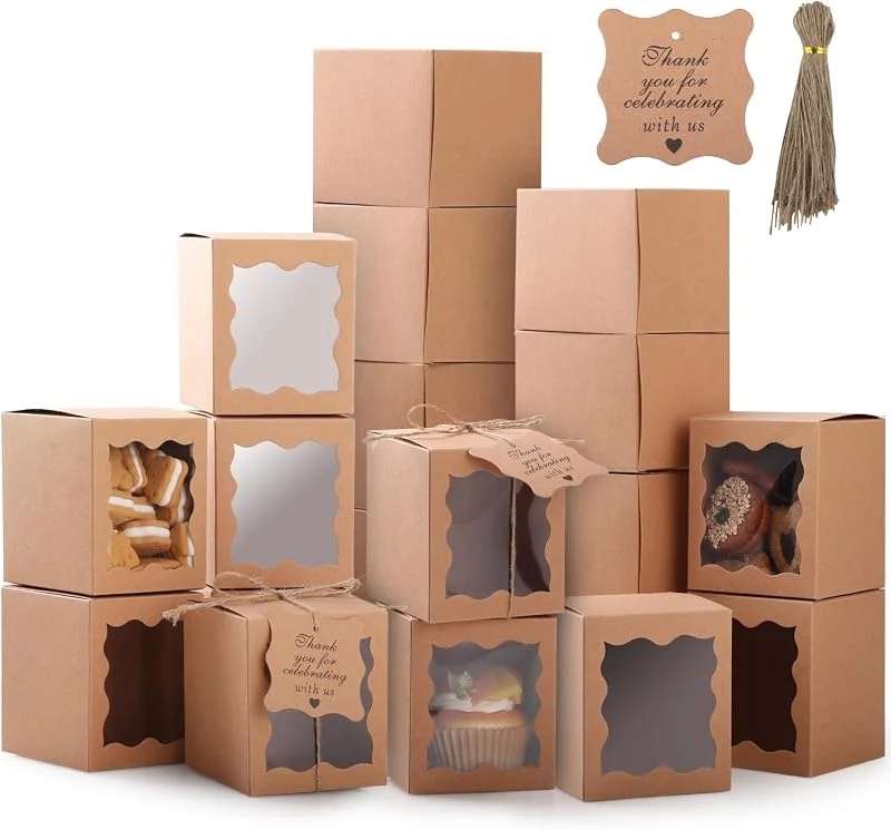 GeeRic Caja Kraft con Ventana, 20 Piezas Cajas para Tartas 8.5 * 8.5 * 10CM con Ventanas Transparentes, Cuerda y Etiqueta, Regalos, para Galletas Magdalenas Postres Pasteles Regalos de Boda o Navidad — Envoltorio regalo