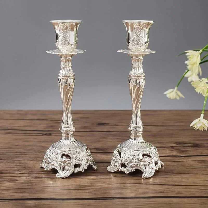Visita la tienda de Sziqiqi Sziqiqi Juego de 2 Candelabros de Metal Portavelas Plata para Comedor Mesa de Centro de Mesa Boda Decoración, Candelabros Adornados para Velas Shabat Taper, Argento — Cena a la luz de velas