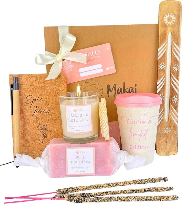 Visita la tienda de Makai Pack Regalo Mujer Cumpleaños Vela Aromática, Jabón, Libreta, Incienso, Vaso — Envoltorio regalo