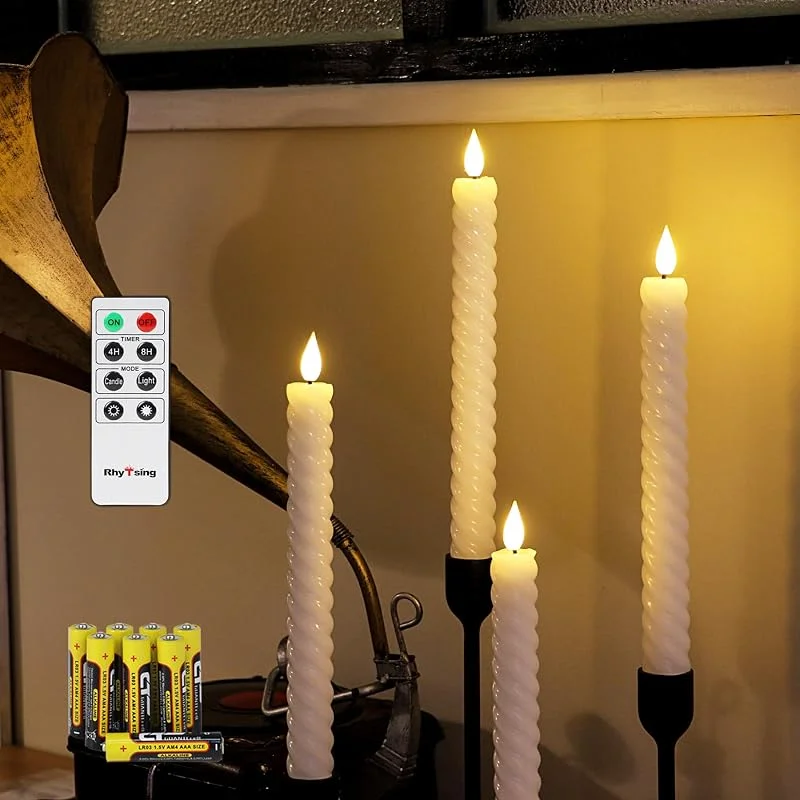 Visita la tienda de Rhytsing Rhytsing Paquete de 4 Velas LED Blancas Largas diseño en espiral, Velas a Pilas con Mando a Distancia para Navidad Decoración, H 25 cm — Cena a la luz de velas