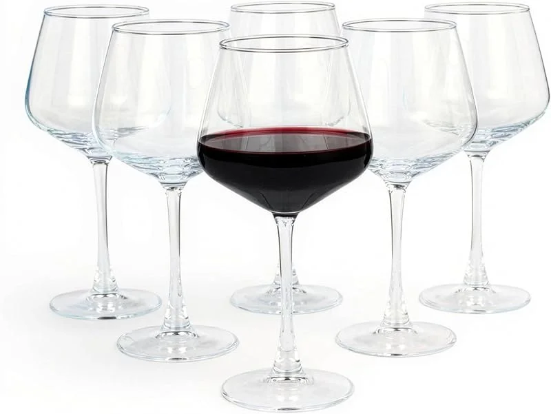 Visita la tienda de Amazon Basics Amazon Basics Copas de Vino Tinto con Tallo, Juego de 6 Piezas, 568ml, Aptas para Lavavajillas — Vino y mesa festiva